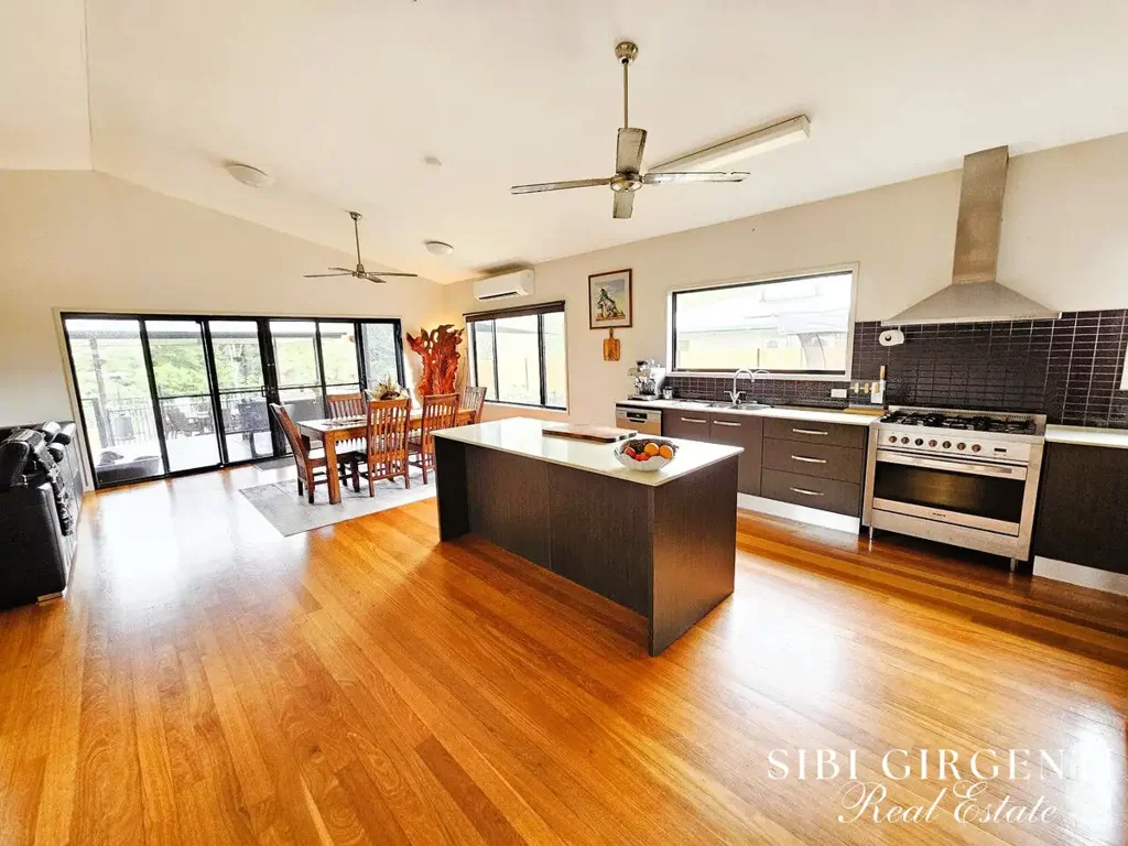 Mareeba 5房  ULTIMATE LIFESTYLE LIVING WITH RIVER FRONTAGE