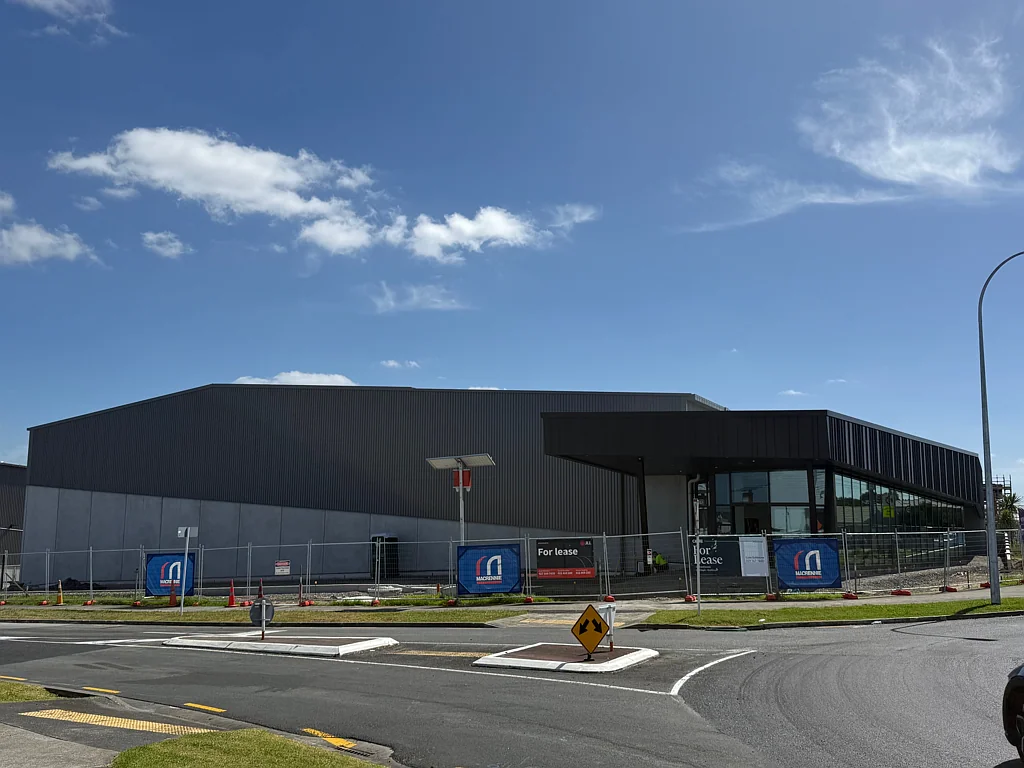 Hobsonville 1758sqm new build ready early 2026