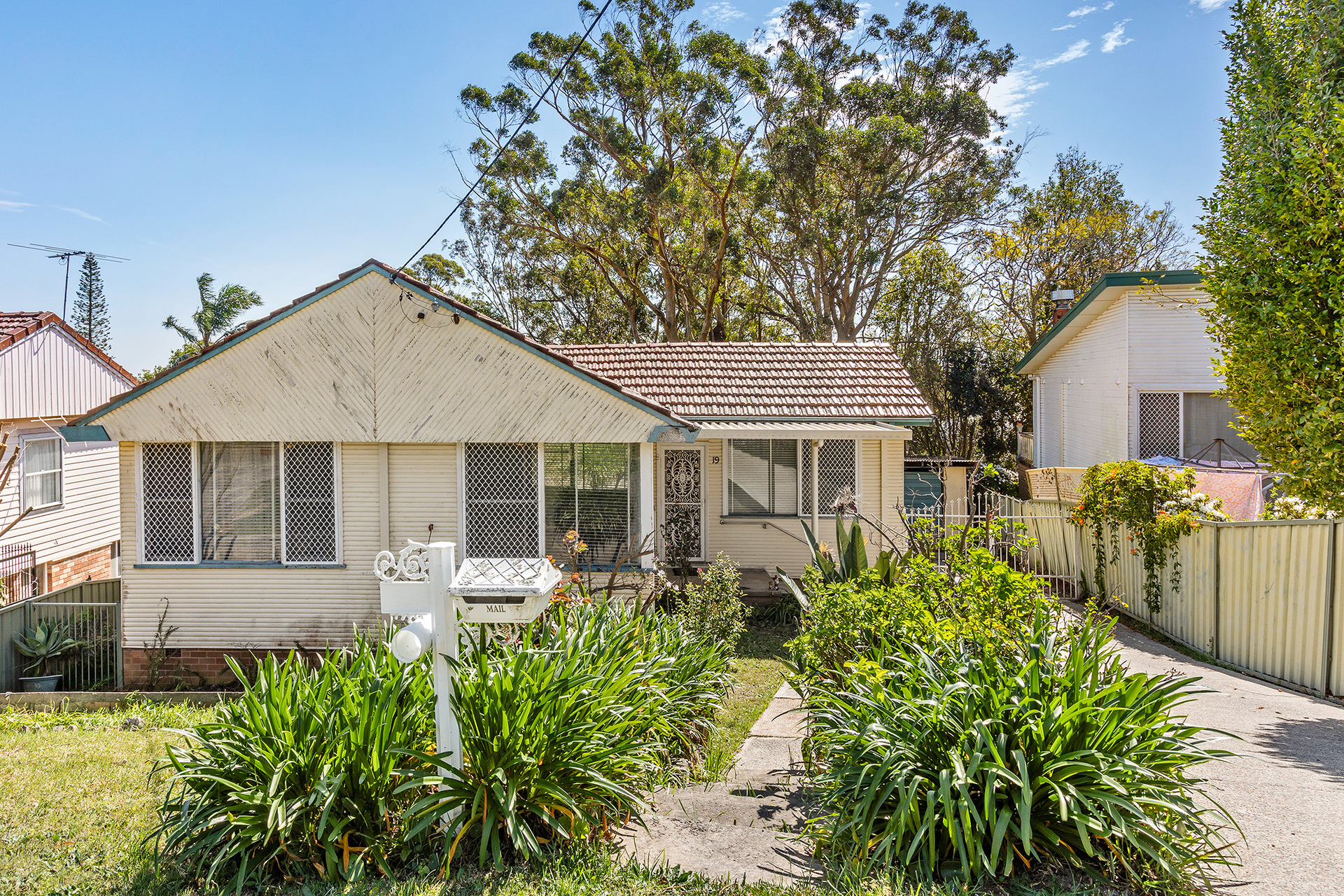 19 CRESCENT RD, CHARLESTOWN NSW 2290, 0 침실, 0 욕실, House