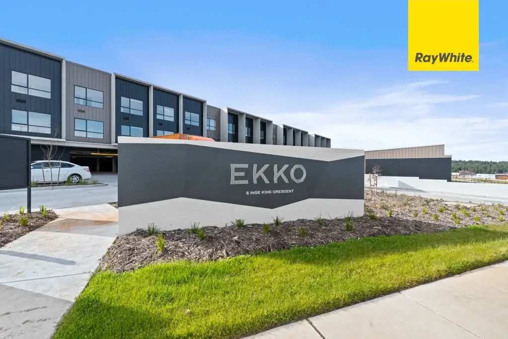 EKKO in Whitlam - Brand New Three Bedroom Townhouse