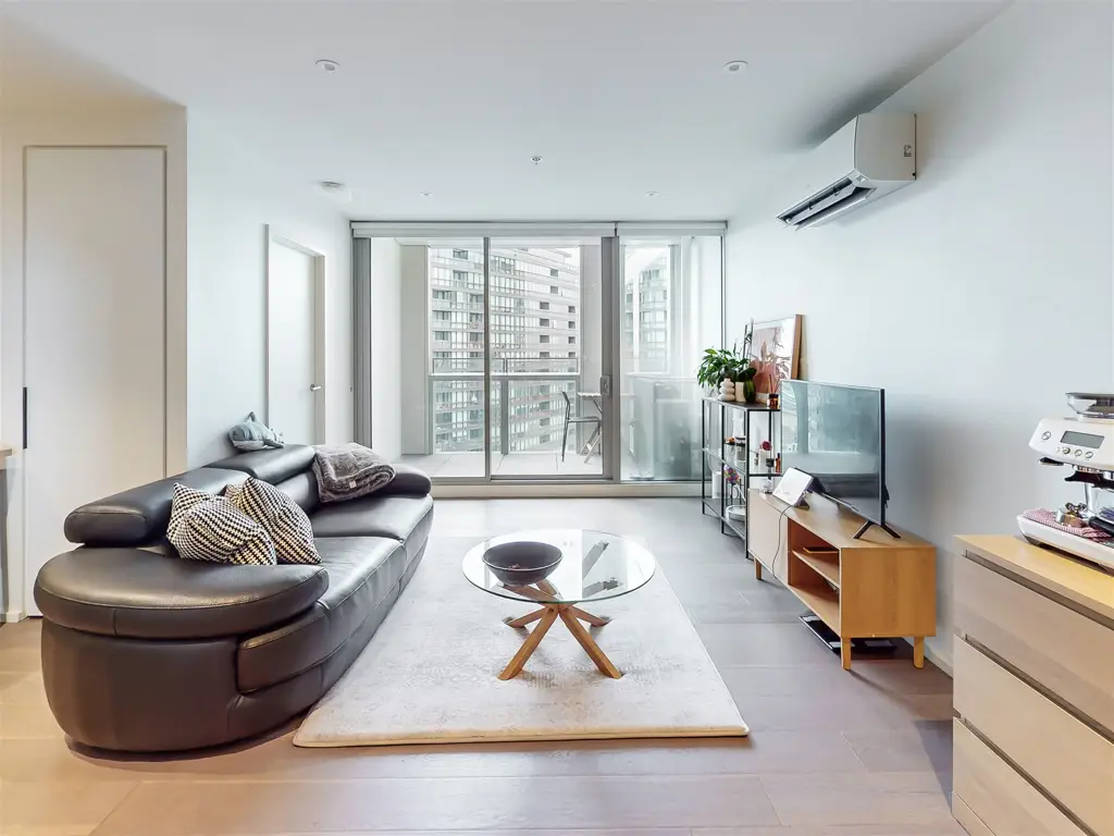 2308E/888 Collins Street, Docklands, VIC 3008