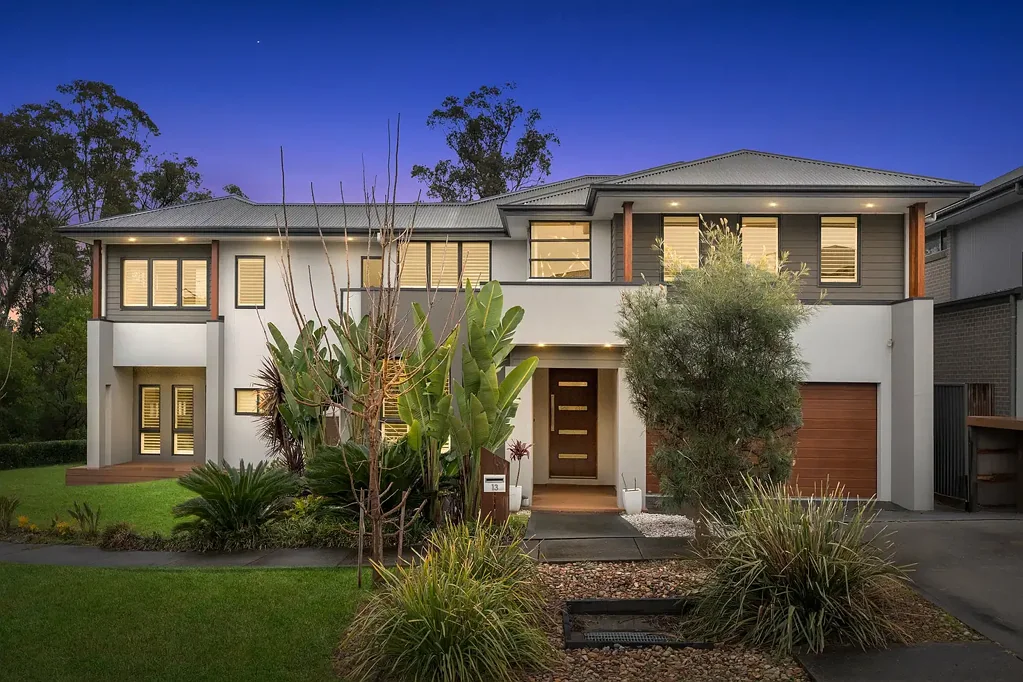 North Kellyville 7 Bedroom Luxury Living