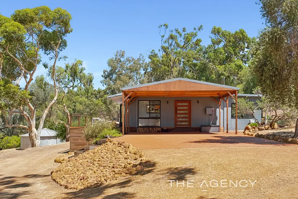 680 Stanwix Place, Wooroloo, WA 6558