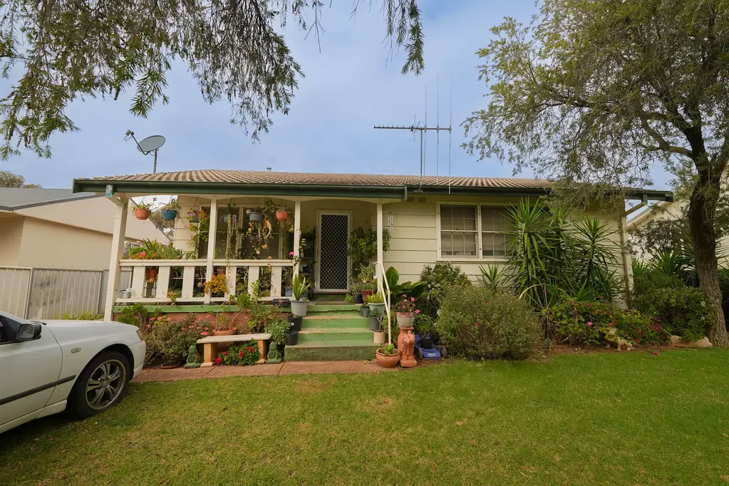 61 Woodward Street, Parkes, NSW 2870