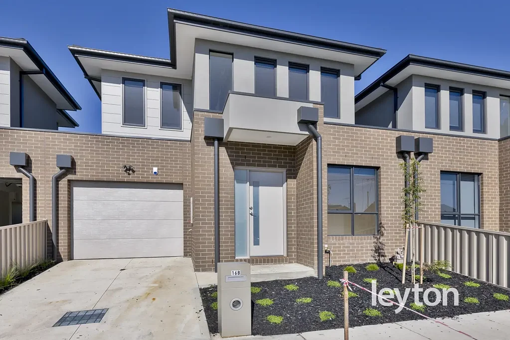 Stylish Living in a Convenient Location