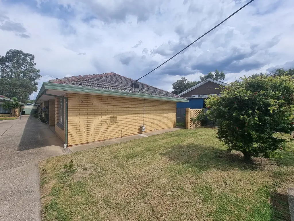 Central, low maintenance living