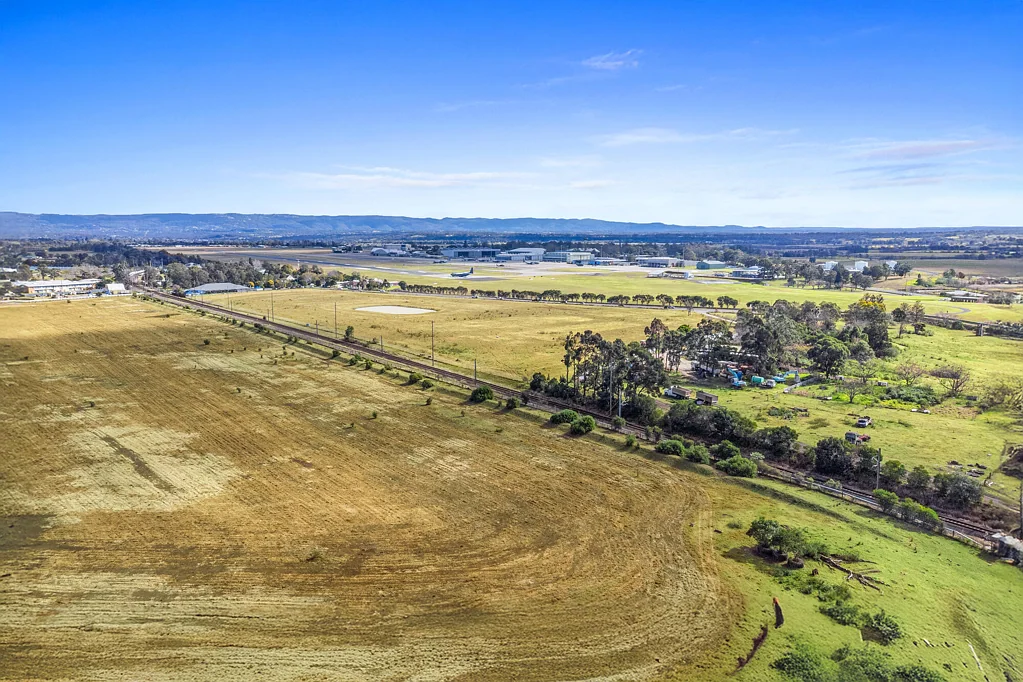 Clarendon 6房  Truly Iconic Site with Major Frontage and Strategic Potential