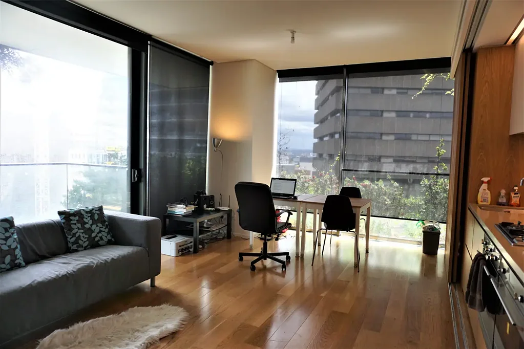 Living in Luxurious Central Park Precinct