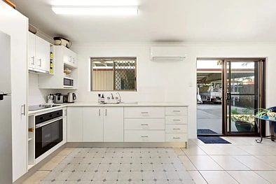 153 Nicklin Way, Warana, QLD 4575, 2房, 1浴, House