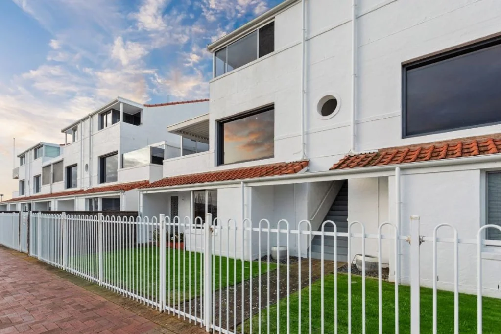 12/10 Nerida Drive, North Haven, SA 5018