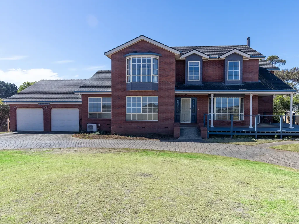 Koroit 5房  Expansive Family with Ocean & Rural Views