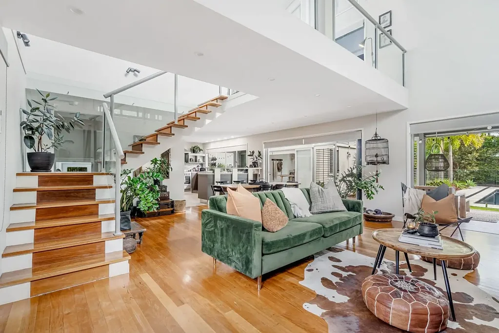 Casuarina 6chambre Coastal Living - She-Oak Lane Retreat - Dual Living - Just steps from Casuarina Beach