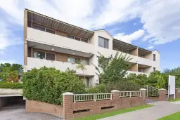 6/85-87 Mountford Avenue, Guildford