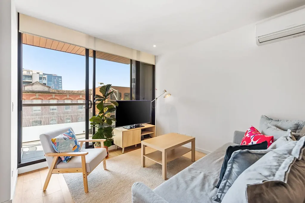 Carlton 2غرفة نوم Coveted Carlton Gem | North Facing | High Yield Apartment