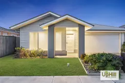 3 Whispering Way, Clyde North