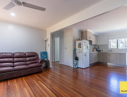 20 Dunkirk Street, Svensson Heights, Wide Bay, 4部屋, 2バスルーム, Apartment