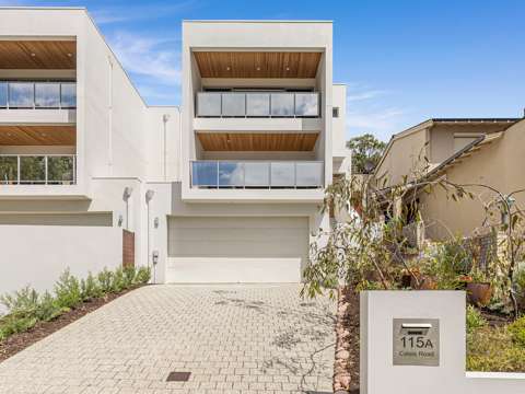 Wembley Downs 5 Bedroom Elevated Living