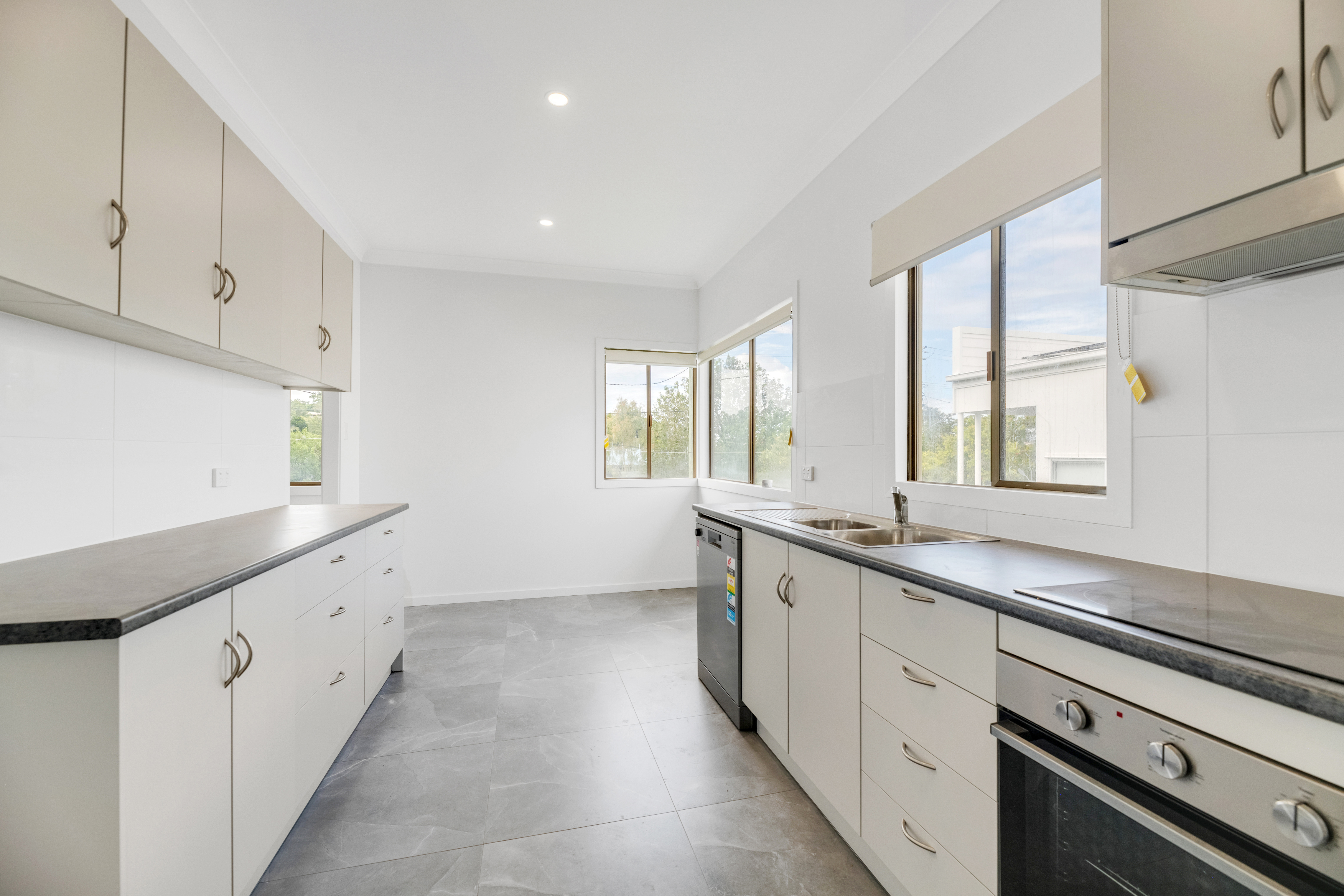 44 PORTEUS DR, SEVEN HILLS QLD 4170, 0房, 0浴, House