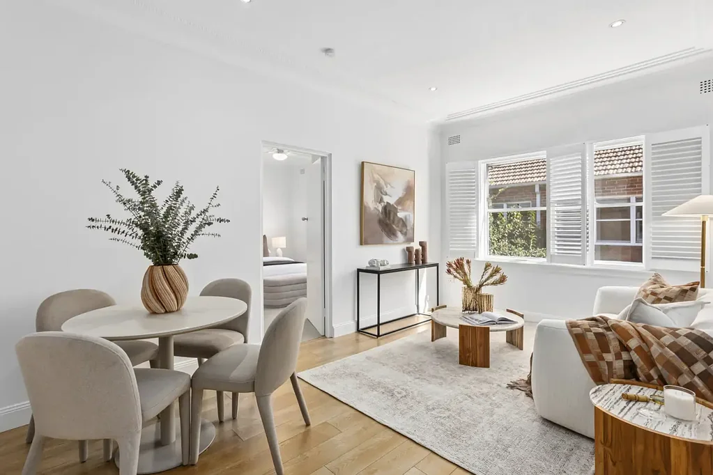 Cammeray 2 Slaapkamer Peaceful Art Deco Living in a Leafy Cammeray Setting