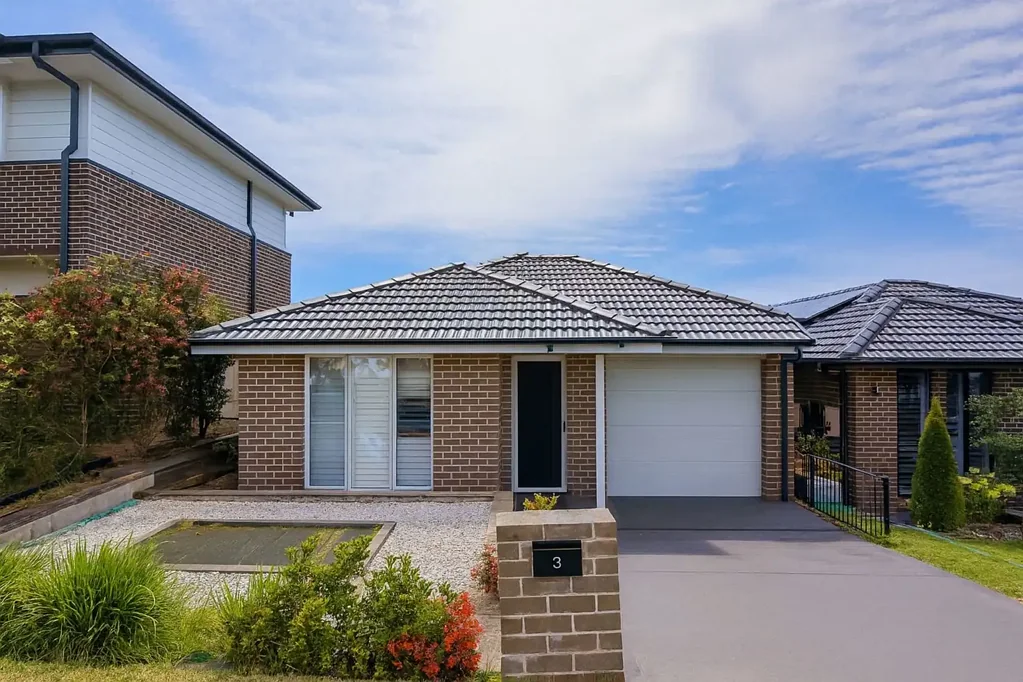 4 Bed Family Home in Tallawong with Large Backyard – Spacious, Modern & Easy to Maintain