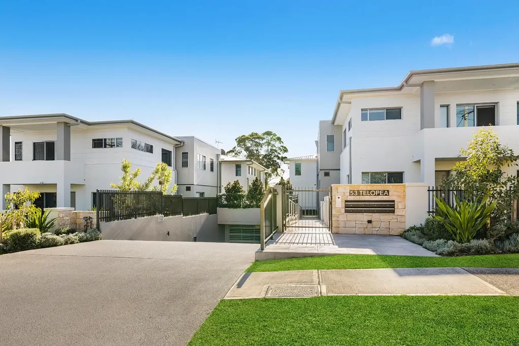 Luxury Townhouse
