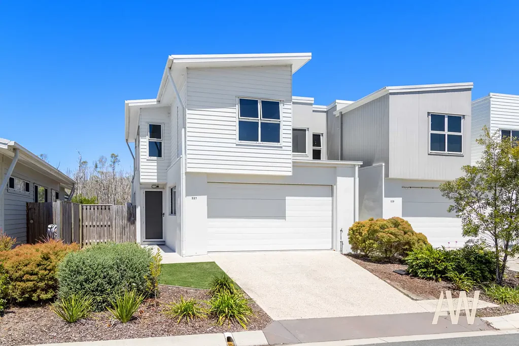 327 Paradise Circuit, Maroochydore, QLD 4558