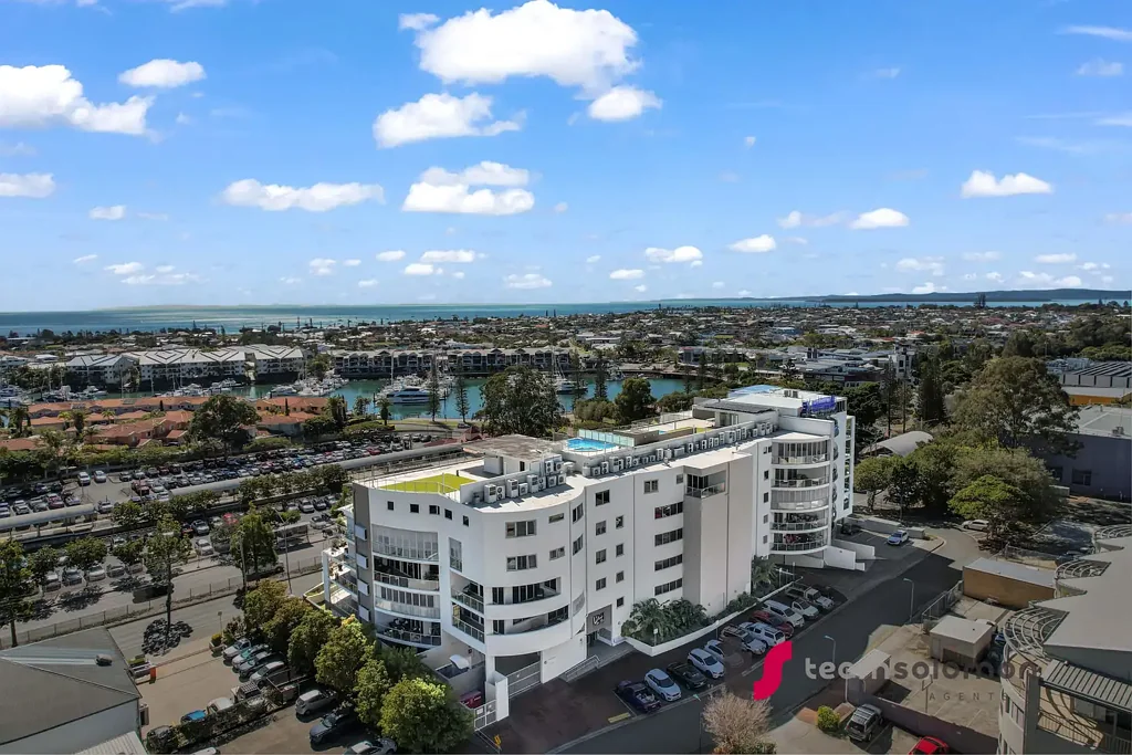 Cleveland 2 Bedroom CLEVELAND CBD / RABY BAY PRECINCT!