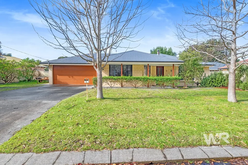 4 Spring Street, Little Grove, WA 6330