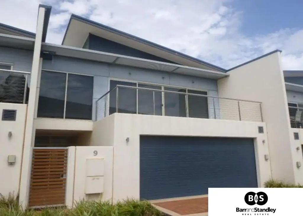 Beresford 3 Bedroom Embrace Coastal Living in Beresford - Stunning 3 Bedroom Villa
