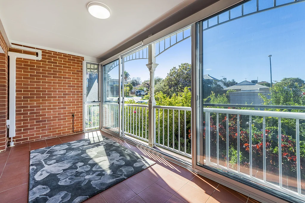 Swanbourne 2Zimmer Stop Looking, We Found Your New Home....