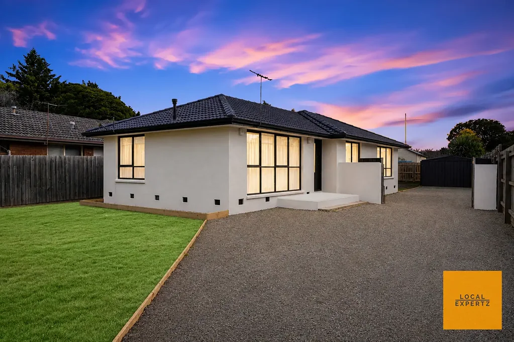 Melton South 3房 位于 RGZ-1 的全新装修家庭住宅。稍纵即逝，不容错过！ Fully Renovated Family Home in RGZ-1. Blink and You'll Miss It!