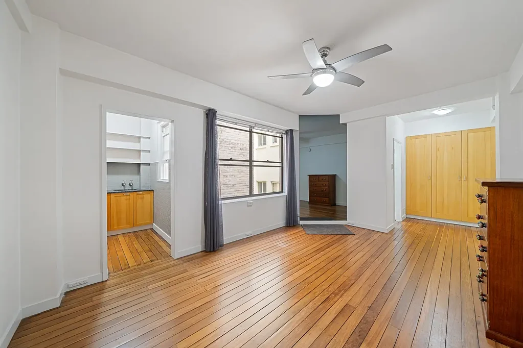 Spacious character studio with stunning communal rooftop