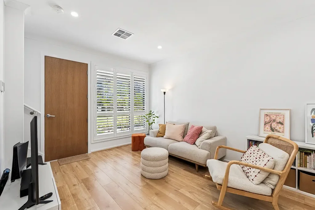 Oaklands Park 2ਬੈੱਡਰੂਮ Torrens Title Luxury Townhouse
