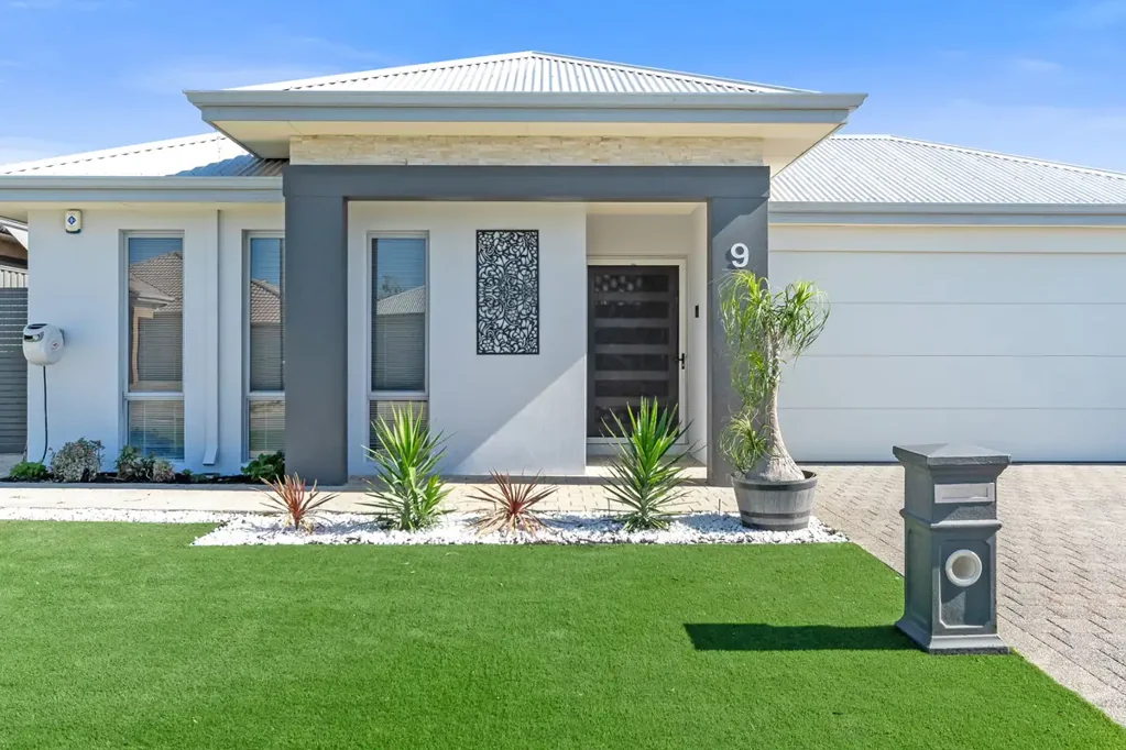 9 Albedo Chase, Eglinton, WA 6034