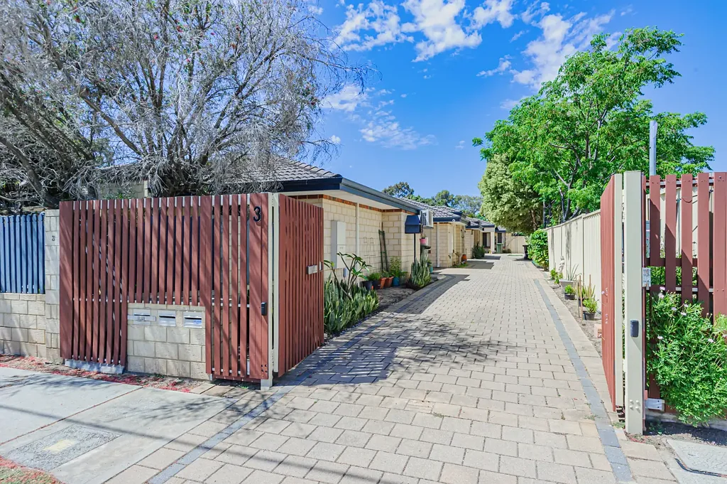 3/3 George Street, Midland, WA 6056