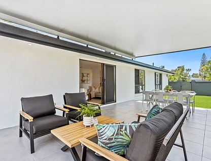 1 Tekapo Street, Broadbeach Waters, QLD 4218, 4房, 2浴, 独立屋