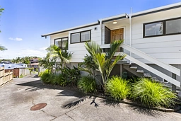 2/11 Skinner Road, Mount Wellington