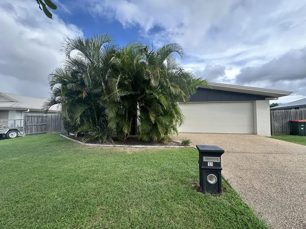 Modern Family Living in Parkhurst