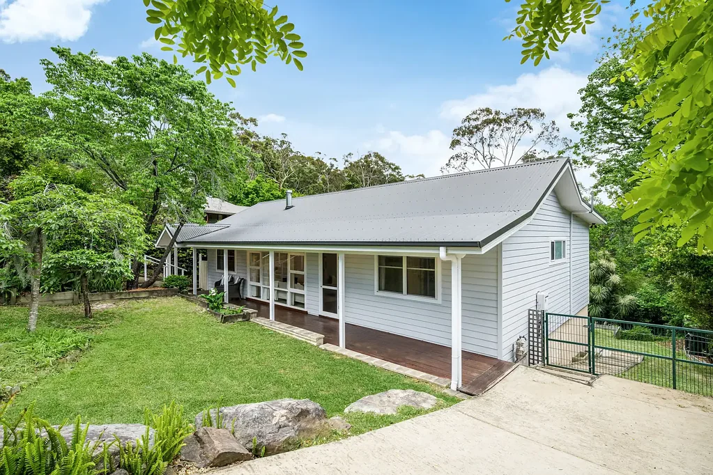 22 Davies Avenue, Springwood, NSW 2777