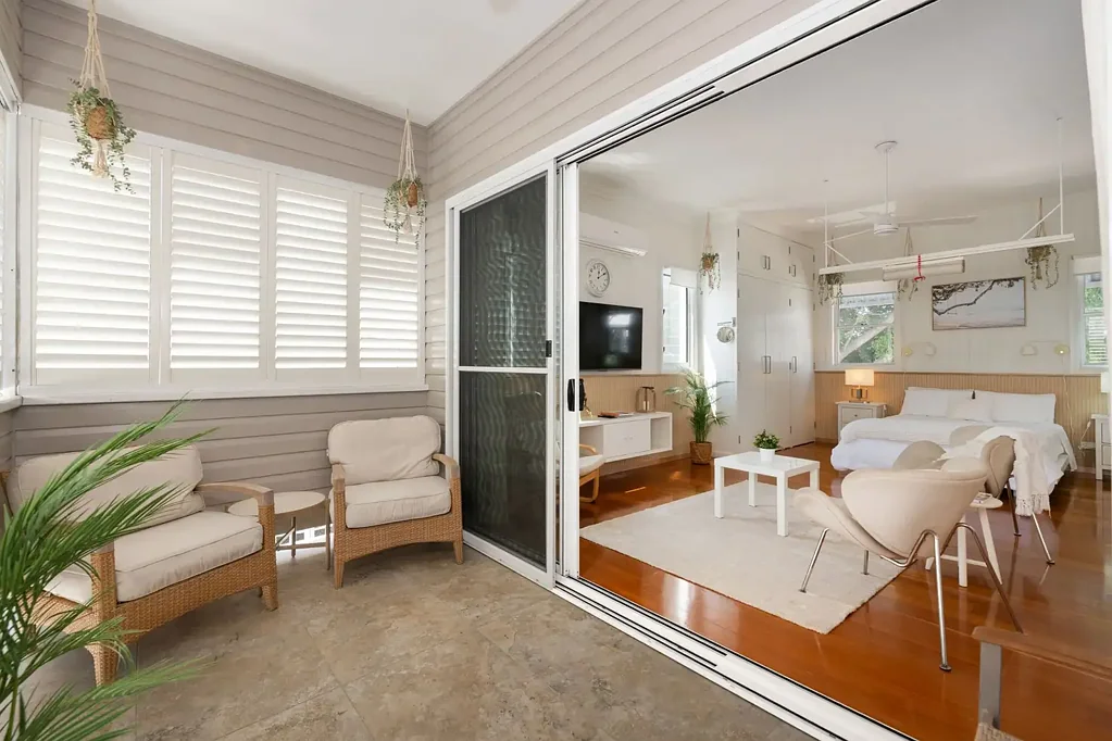 Stylish One Bedroom with Deck