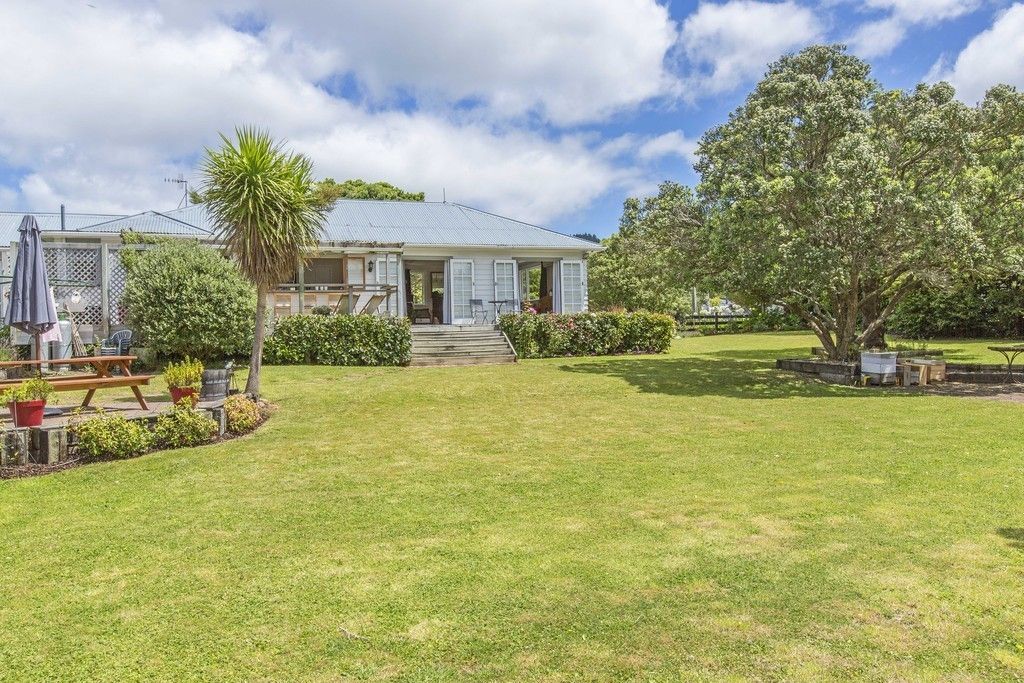 74 Hill Road, Belmont