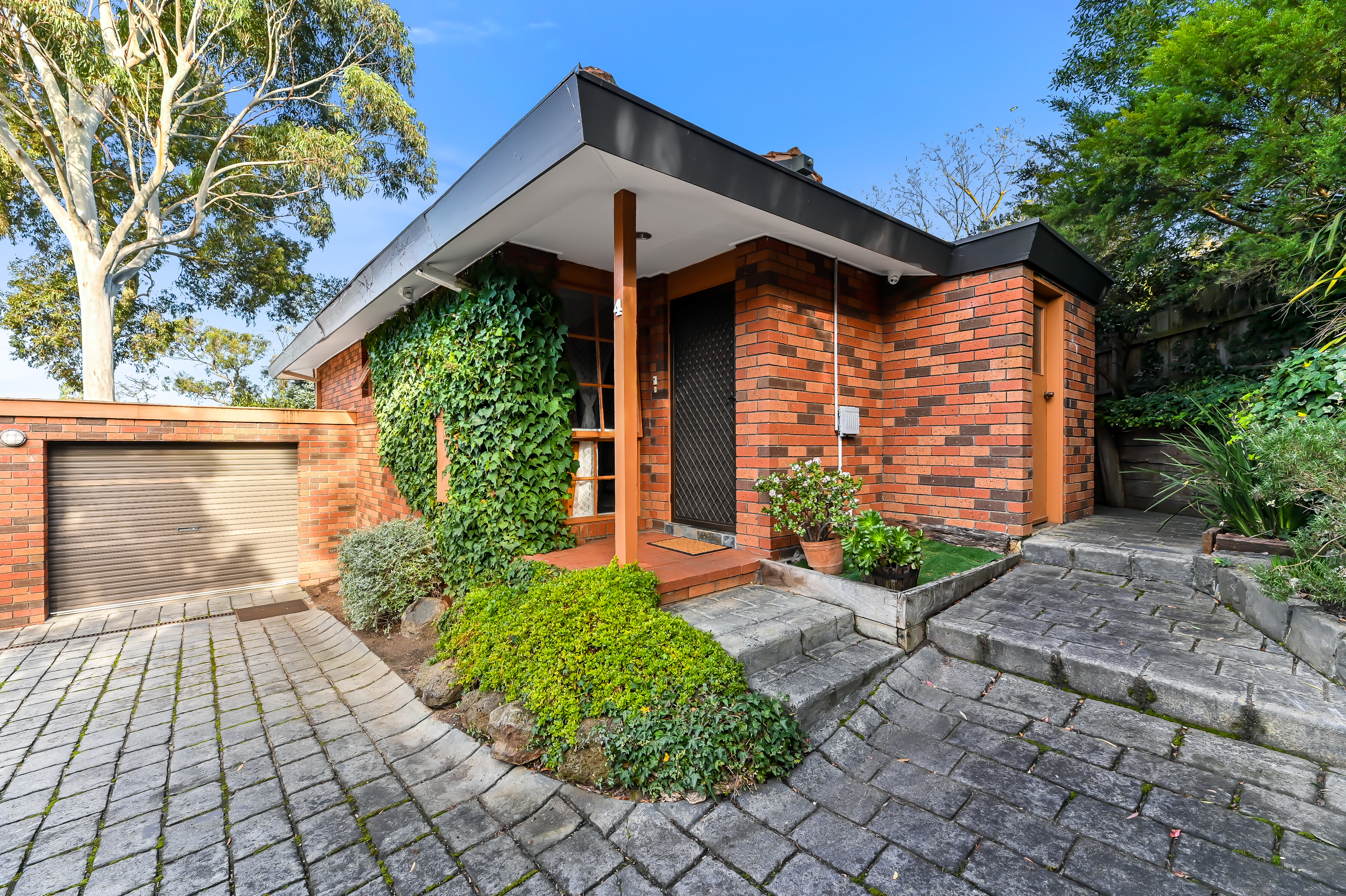 321 BLACKBURN RD, MOUNT WAVERLEY VIC 3149, 0 Bedrooms, 0 Bathrooms, Unit