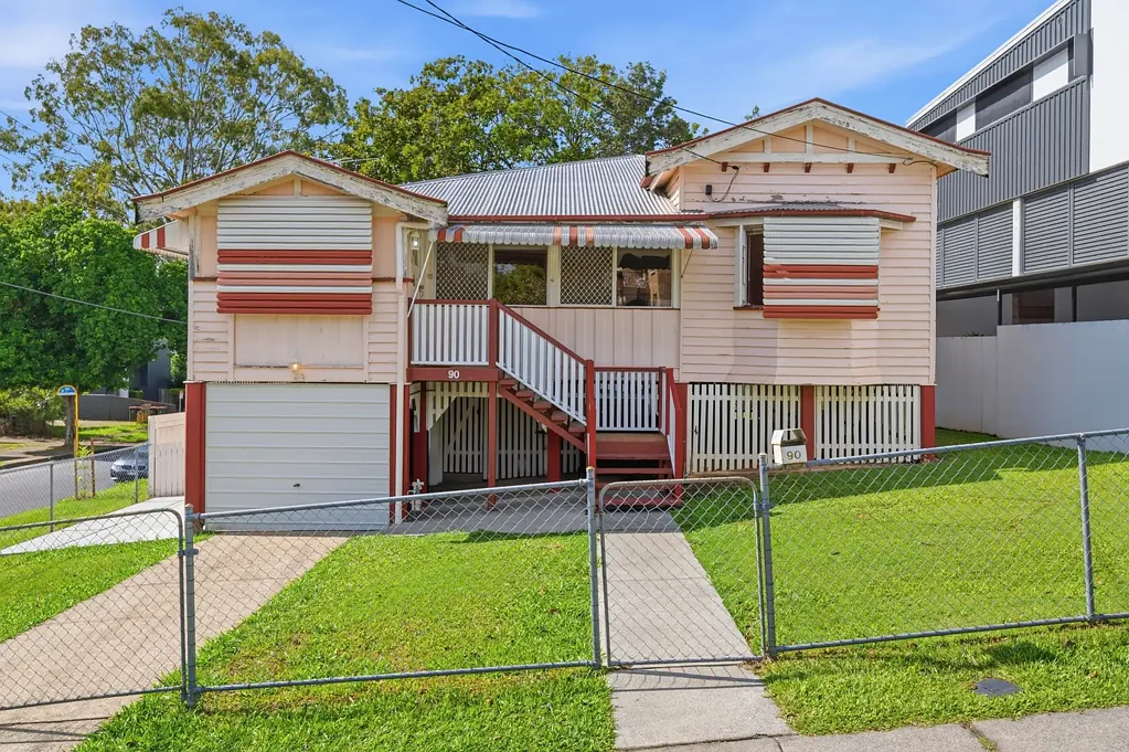 90 Whitmore Street, Taringa, QLD 4068