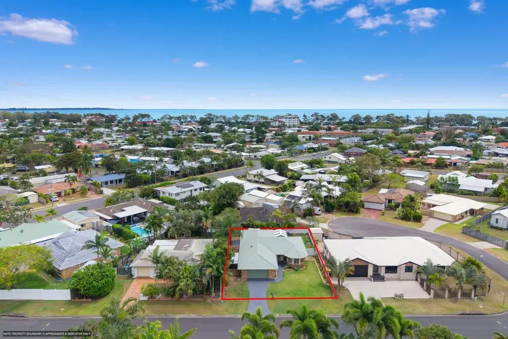 10 Anembo Drive, Torquay, QLD 4655