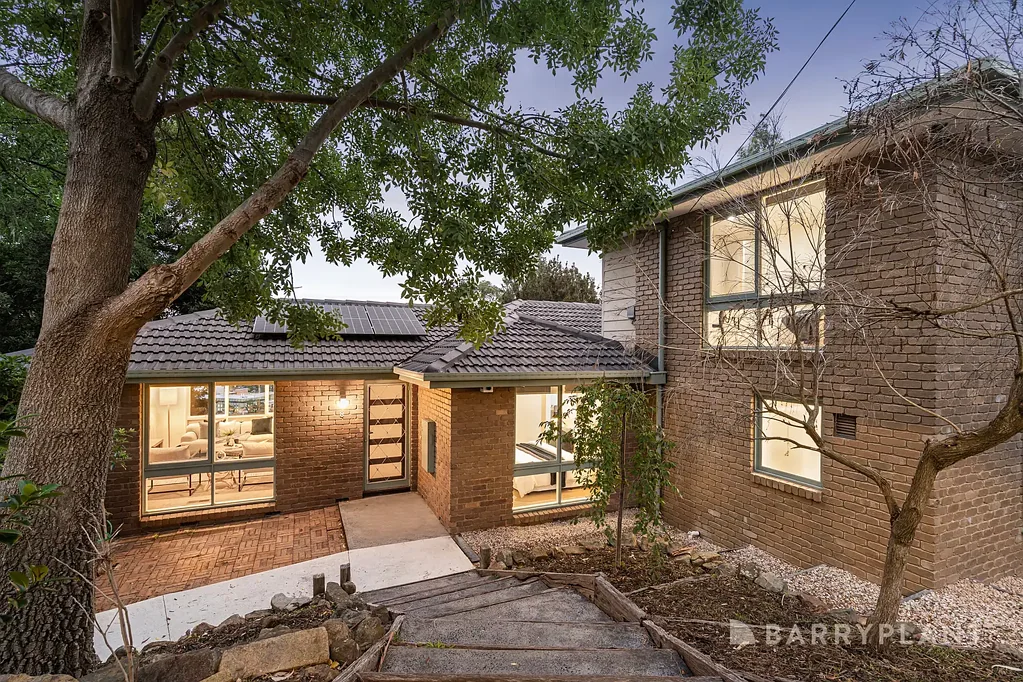 8 Baldwin Avenue, Upper Ferntree Gully, VIC 3156