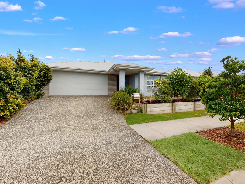 4 Philip Lane, Nirimba, QLD 4551