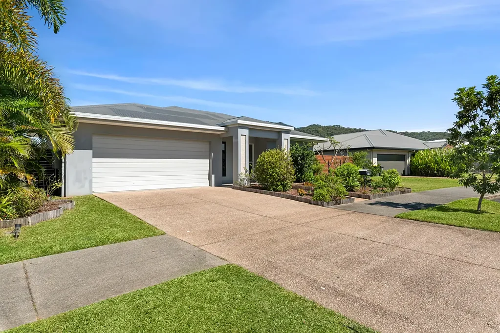 95 Roberts Drive, Trinity Beach, QLD 4879