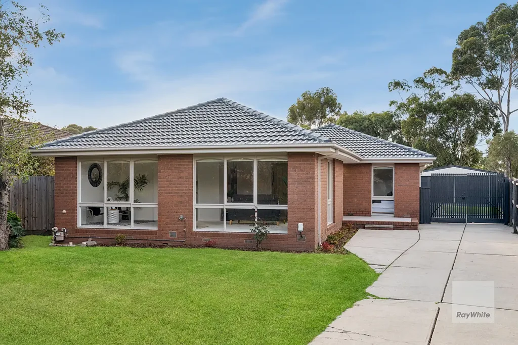 32 Boston Crescent, Keilor Downs, VIC 3038