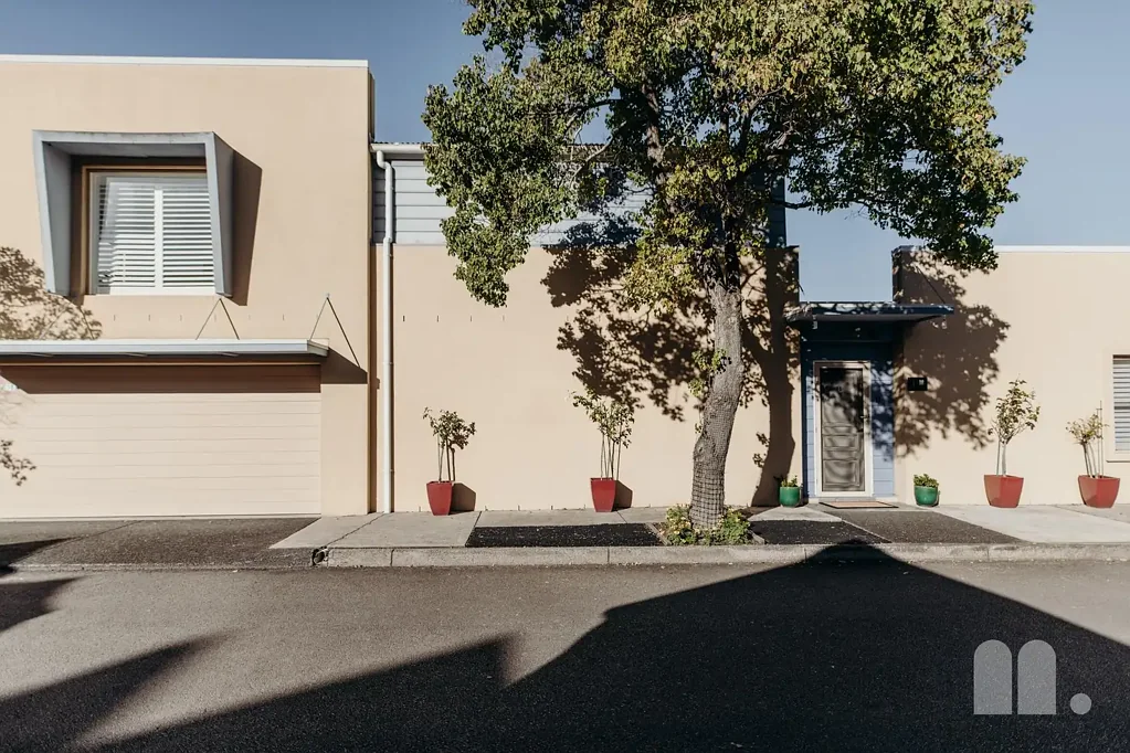 Maryville 3房  Freestanding townhouse footsteps from a fabulous waterside lifestyle