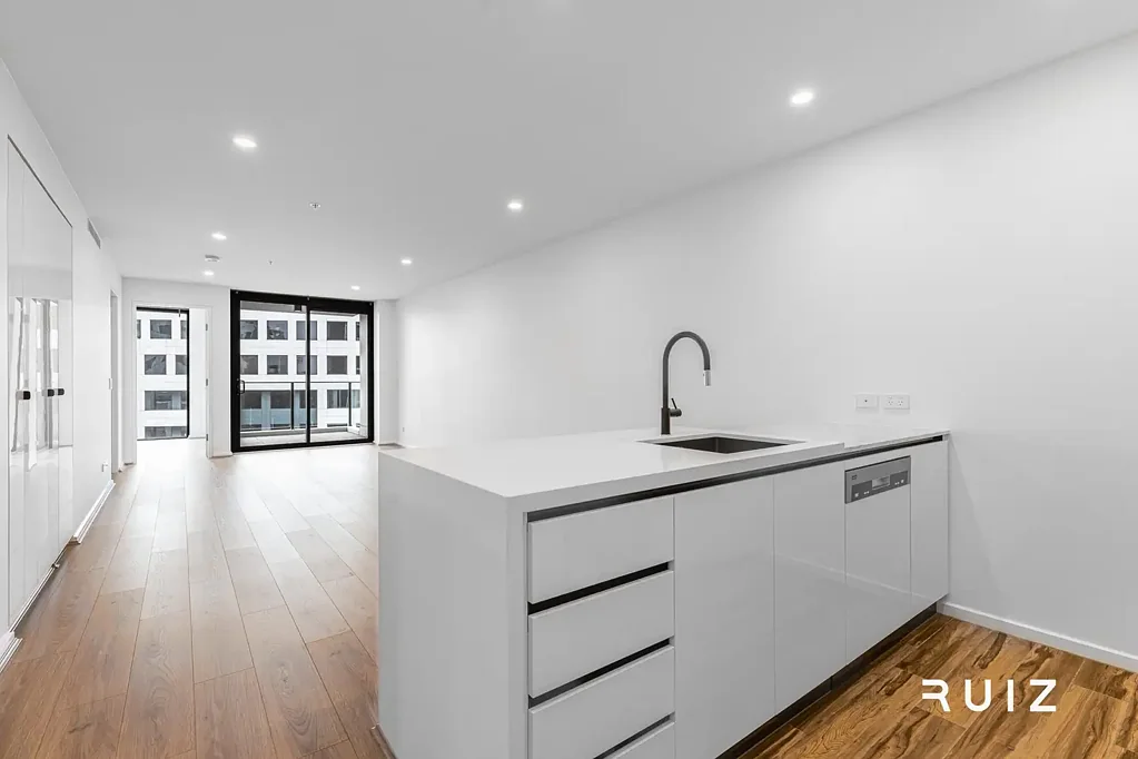 Wonderful Two-Bedroom Apartment with Canberra Centre at Your Doorstep